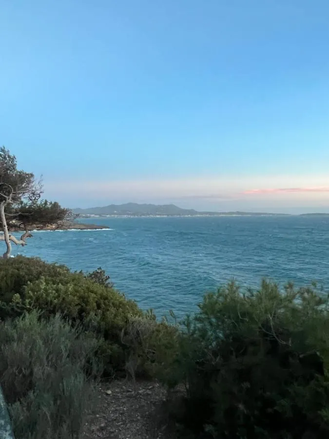 Joli T3 A 5 Mins A Pied Plage Et Port Avec Parking Sanary-sur-Mer