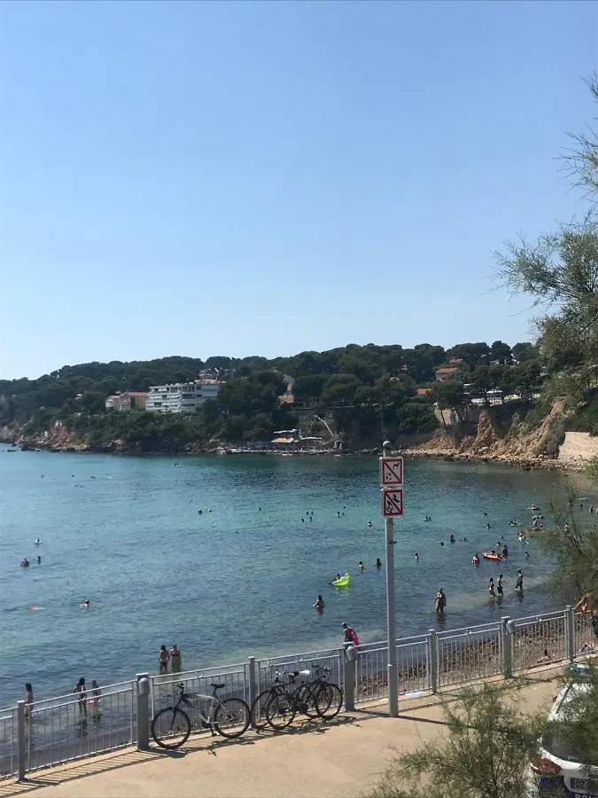 Apartment Joli T3 A 5 Mins A Pied Plage Et Port Avec Parking Sanary-sur-Mer